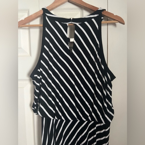 Calvin Klein Black & White Striped Maxi Dress SIZE-0X! - Picture 6 of 7